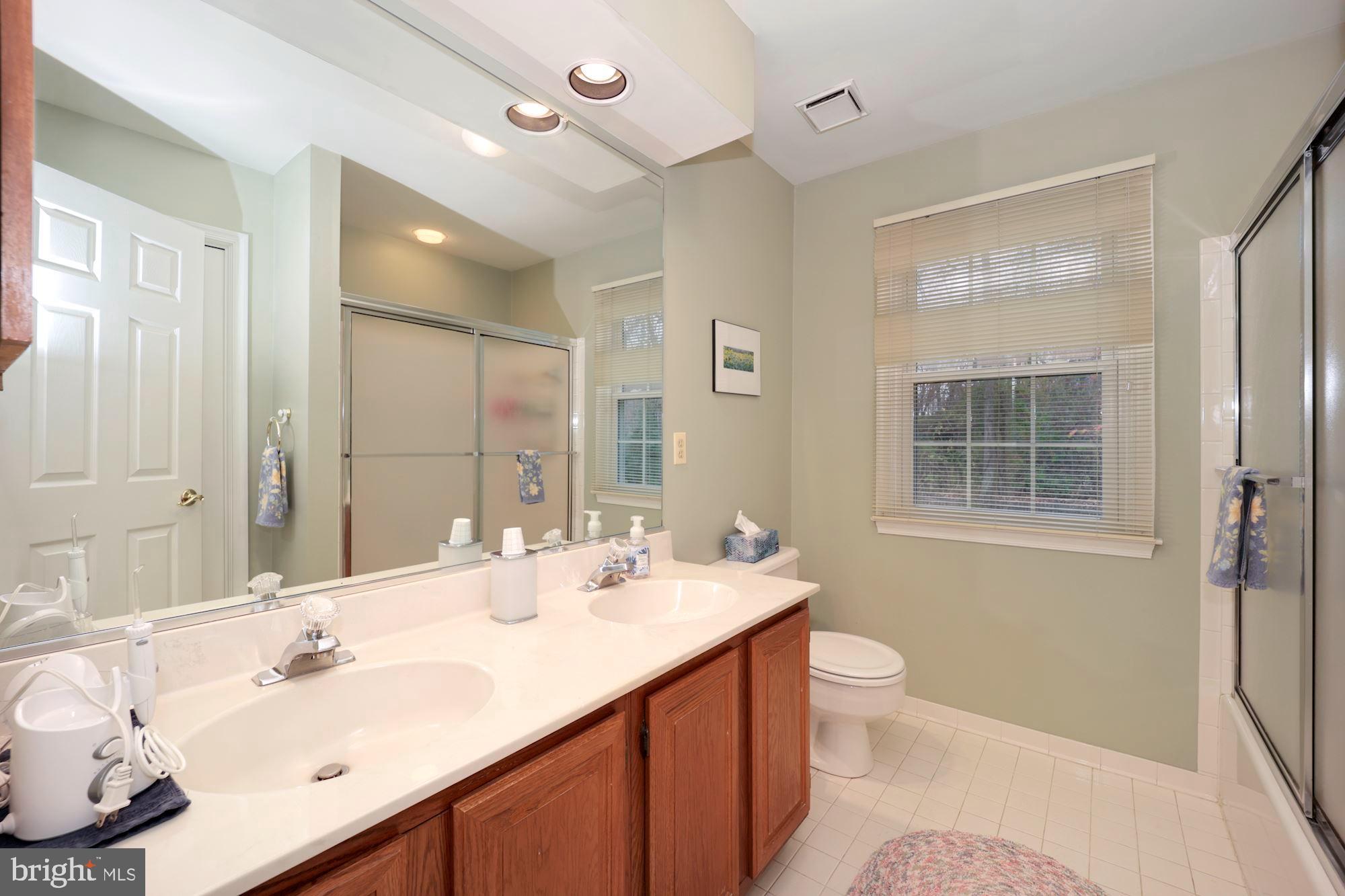 STURBRIDGE - Residential