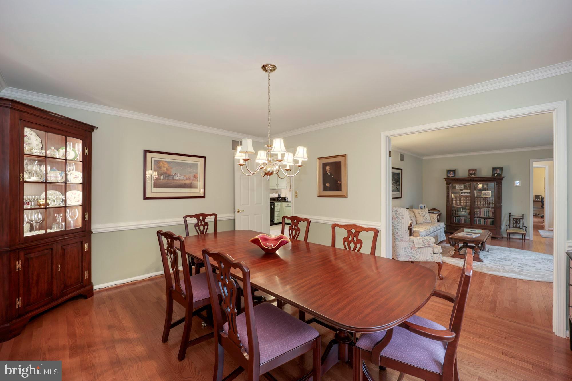 STURBRIDGE - Residential