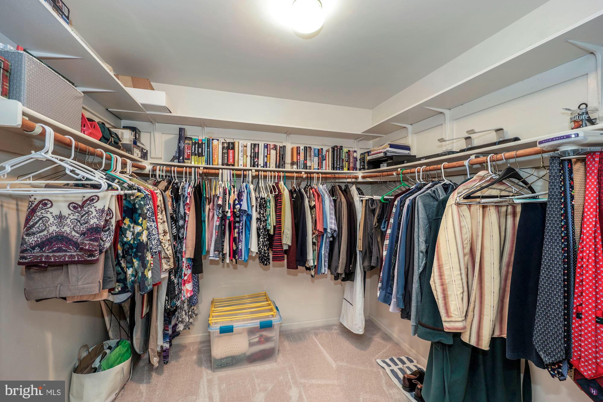 STURBRIDGE - Residential