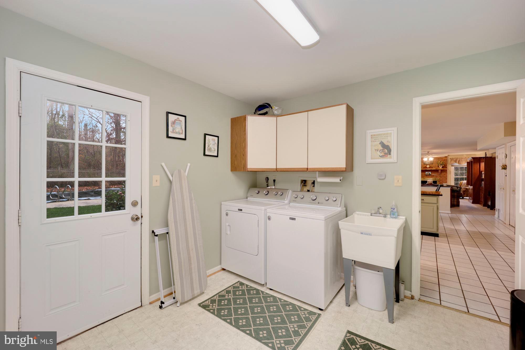 STURBRIDGE - Residential