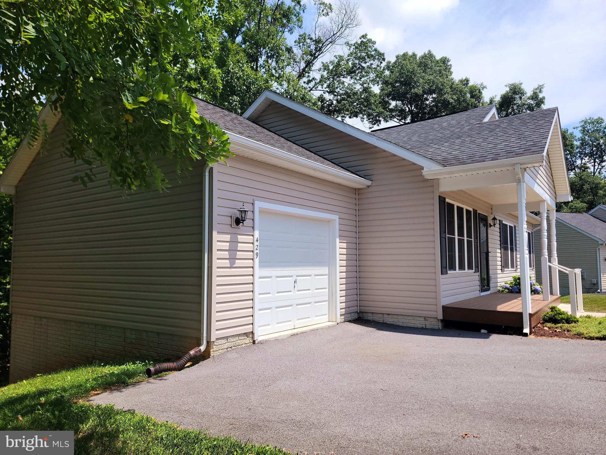 PRINCETON SHOALS - Residential