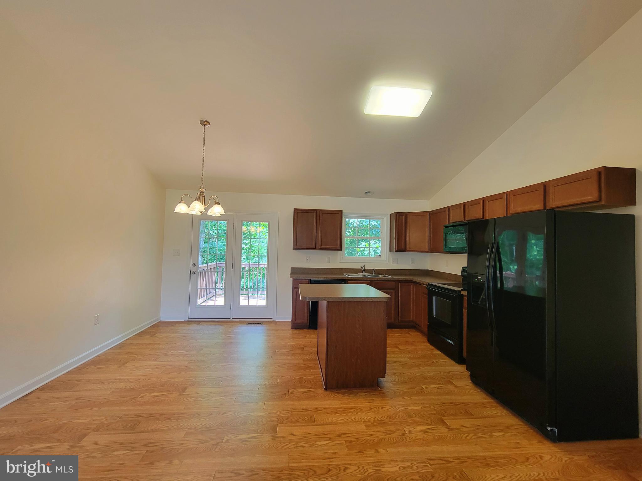 PRINCETON SHOALS - Residential