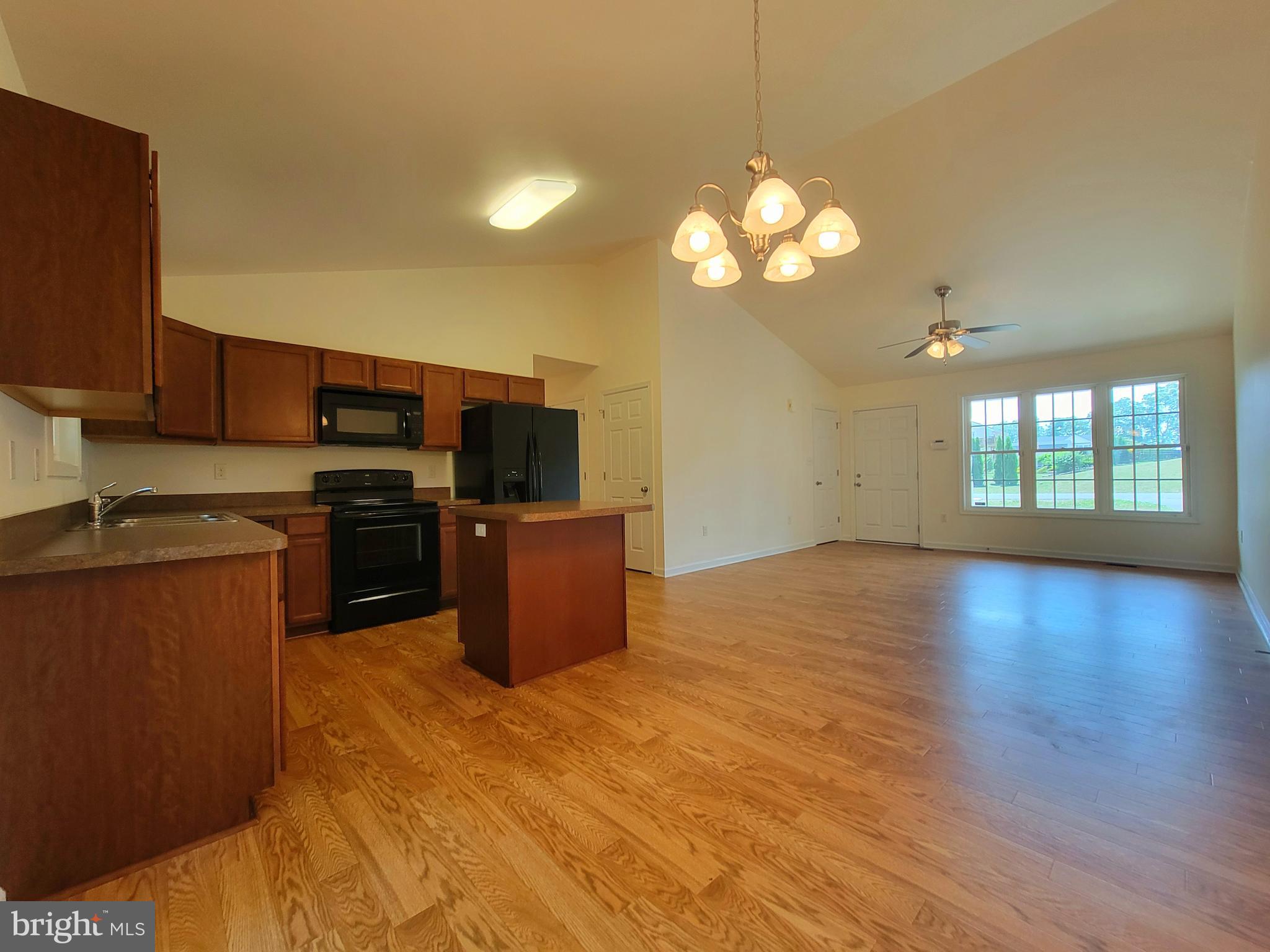 PRINCETON SHOALS - Residential