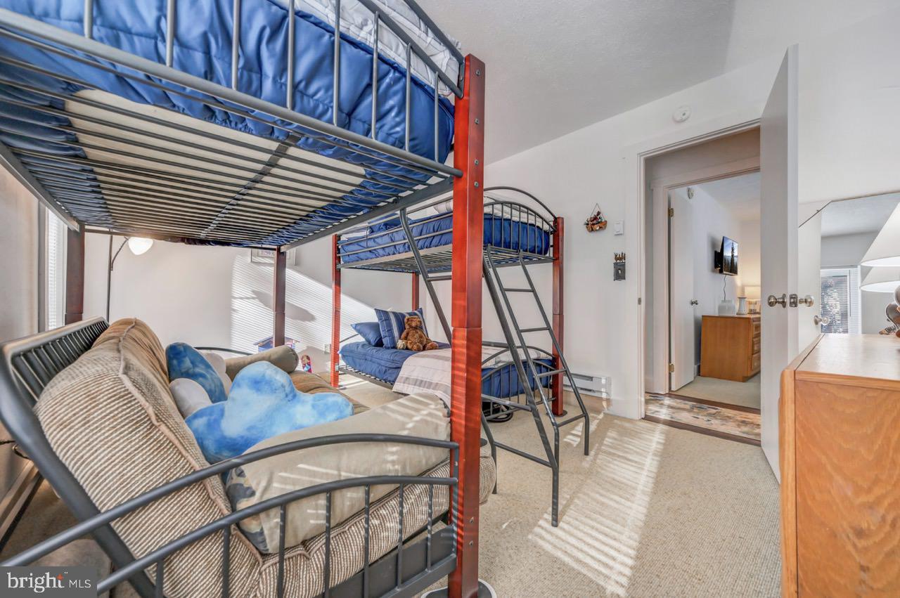 SNOW RIDGE VILLAGE - Residential