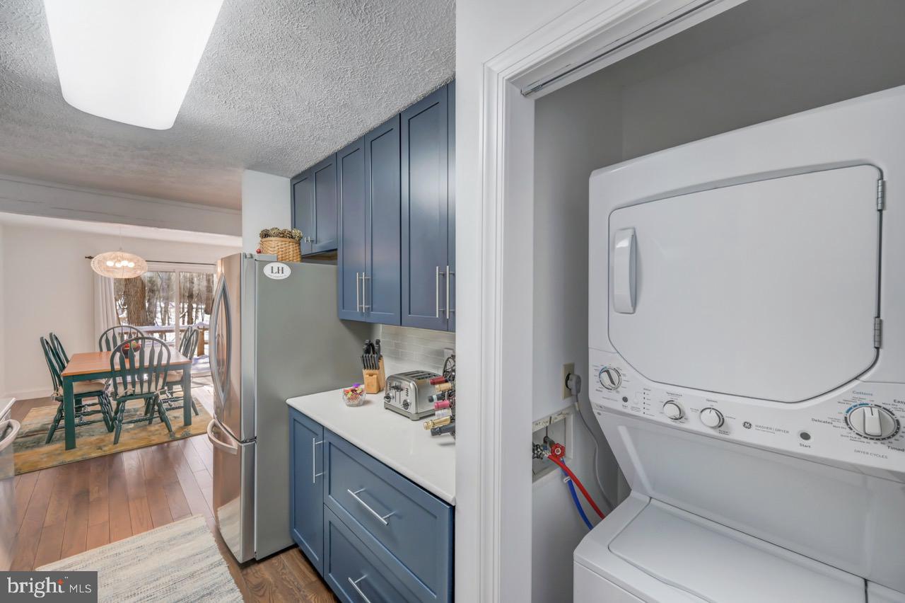 SNOW RIDGE VILLAGE - Residential