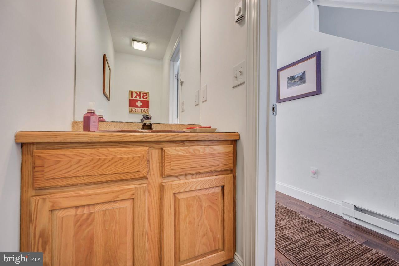 SNOW RIDGE VILLAGE - Residential