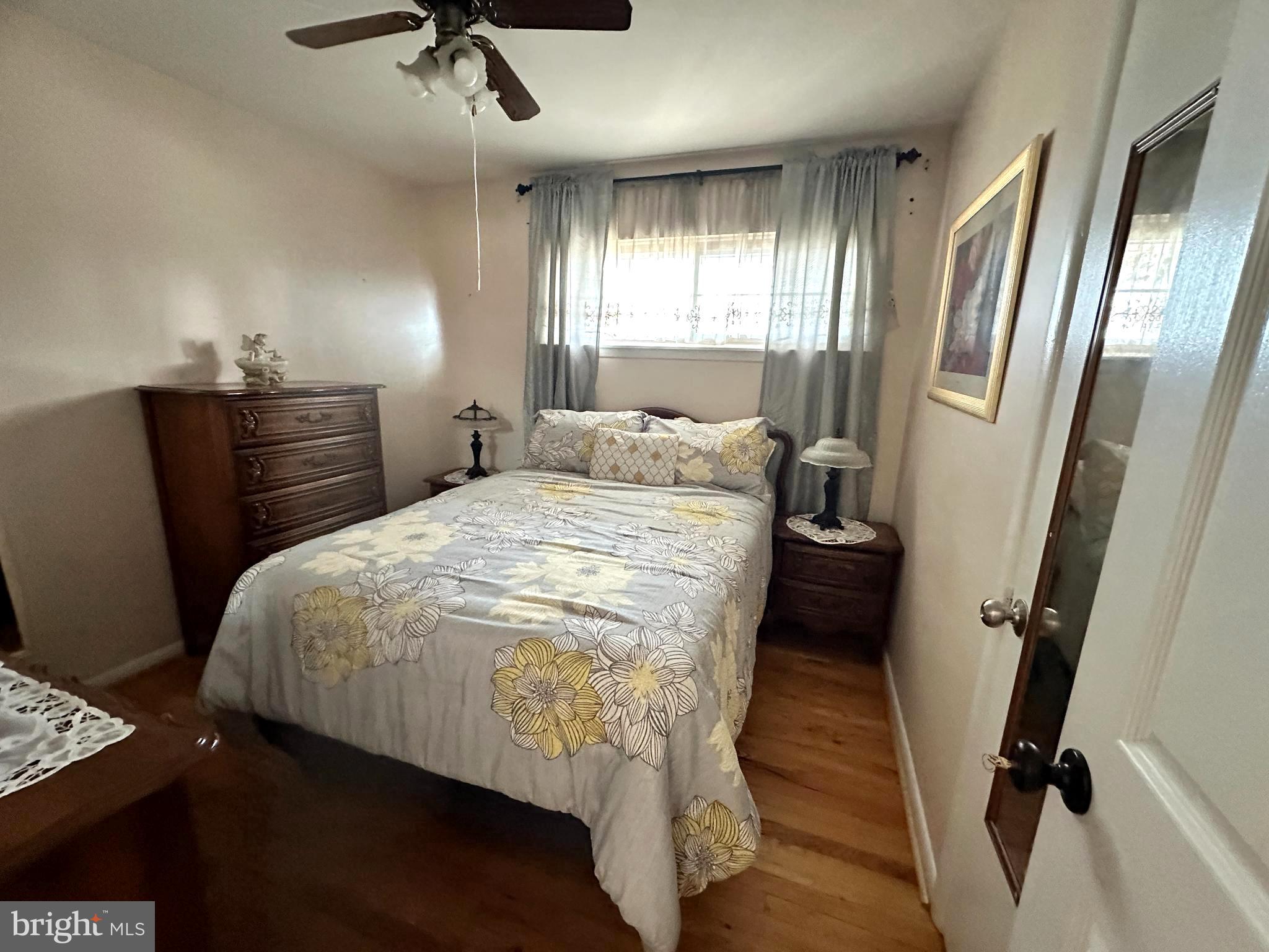 FERNGLEN MANOR - Residential