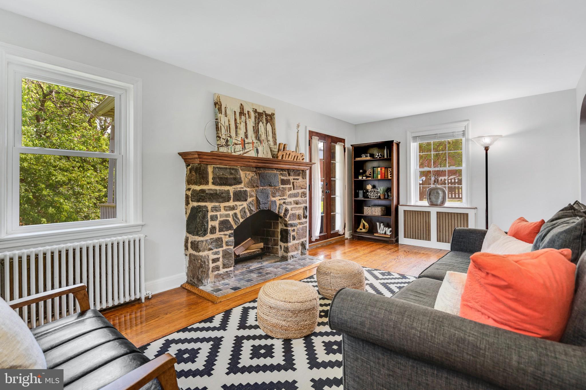 KENSINGTON - Residential