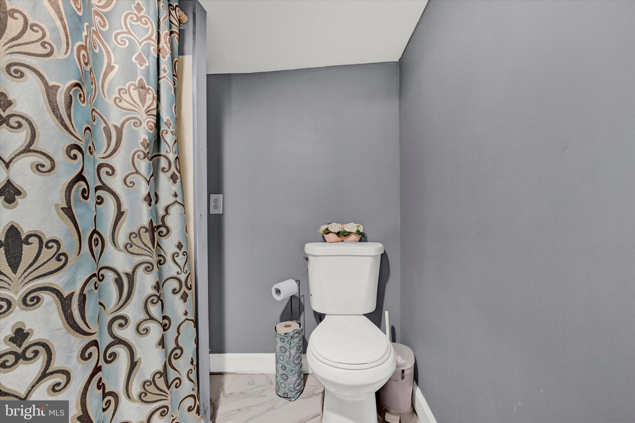 EAST BALTIMORE MIDWAY - Residential