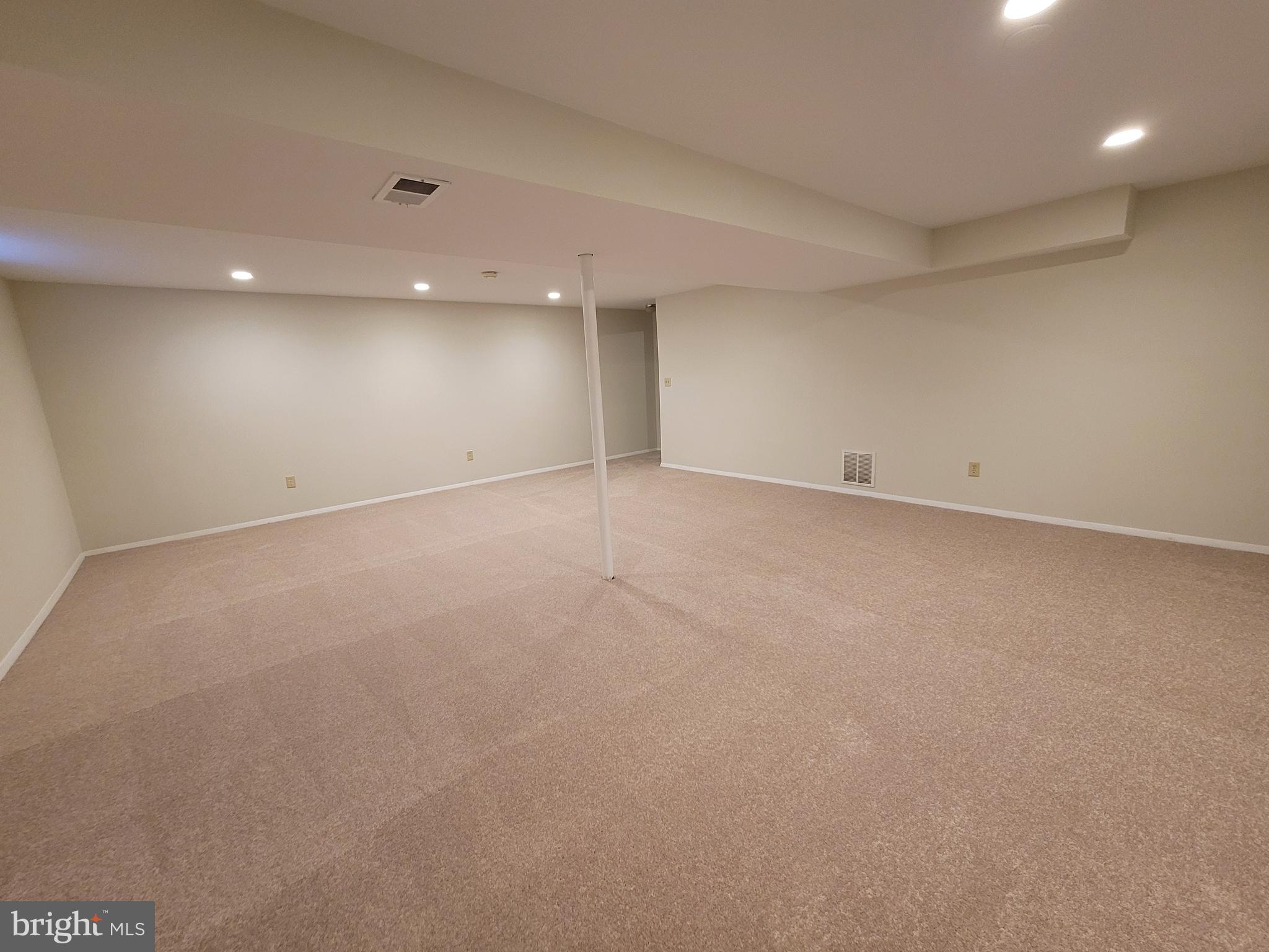 FARMBROOK - Residential Lease