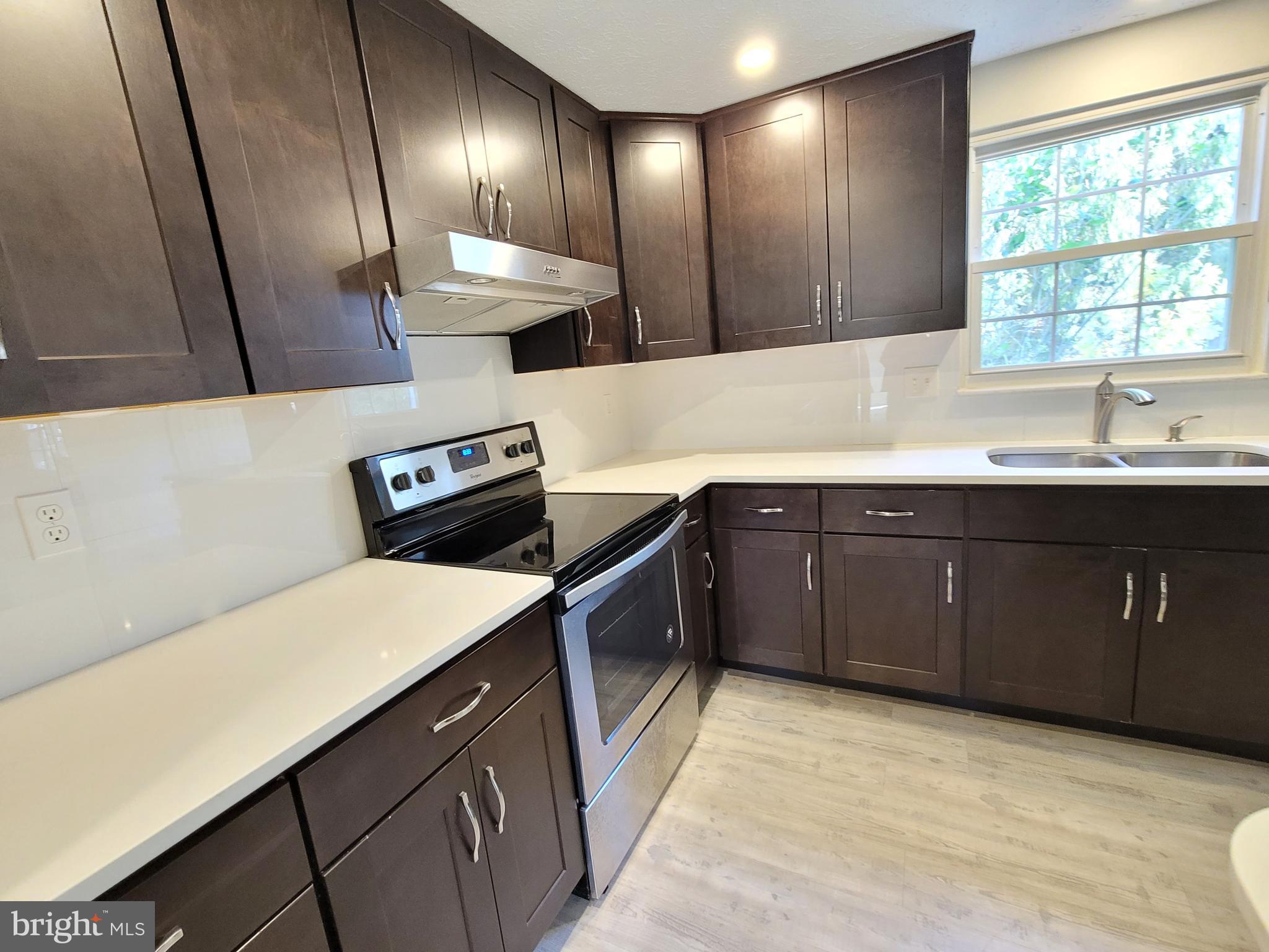 FARMBROOK - Residential Lease