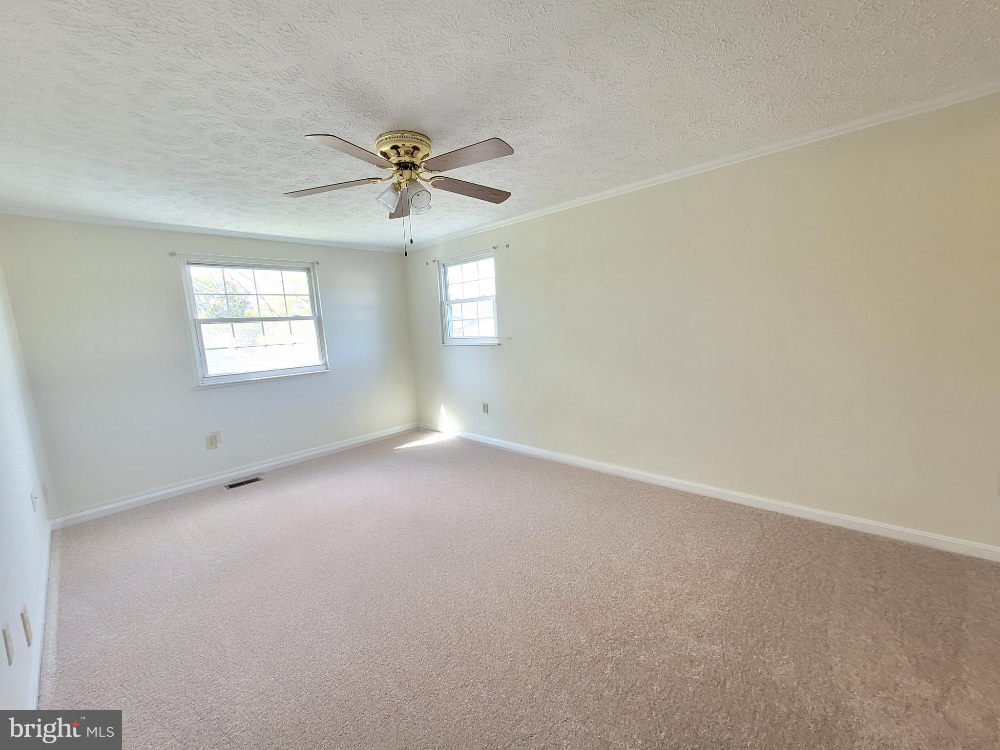 FARMBROOK - Residential Lease