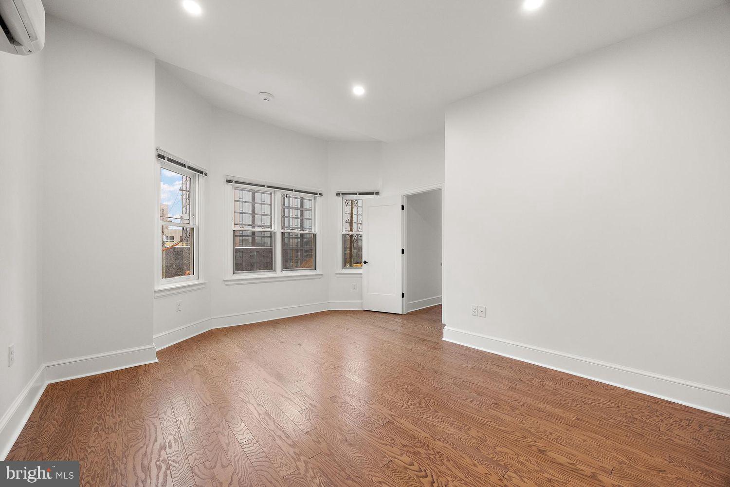 835-837 N TATNALL STREET 303