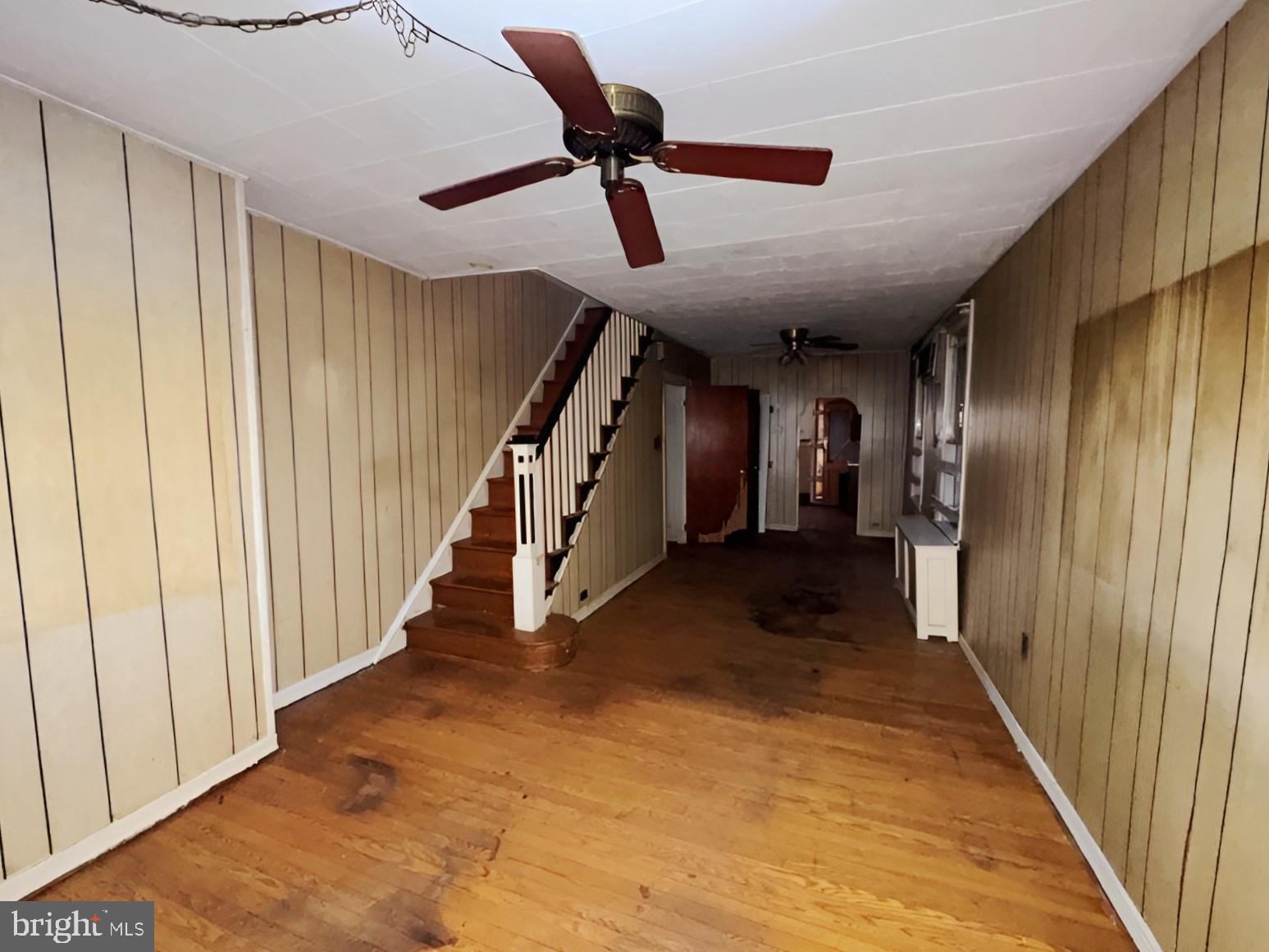 BRIDESBURG - Residential