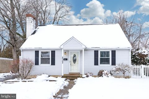 2703 PARKSIDE AVENUE HATBORO PA 19040