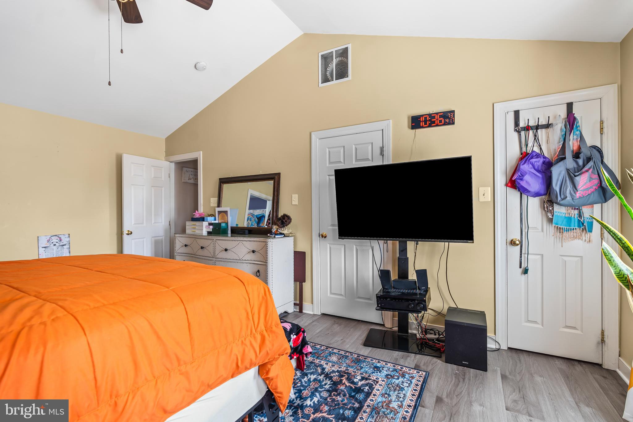 HAGERS CROSSING - Residential