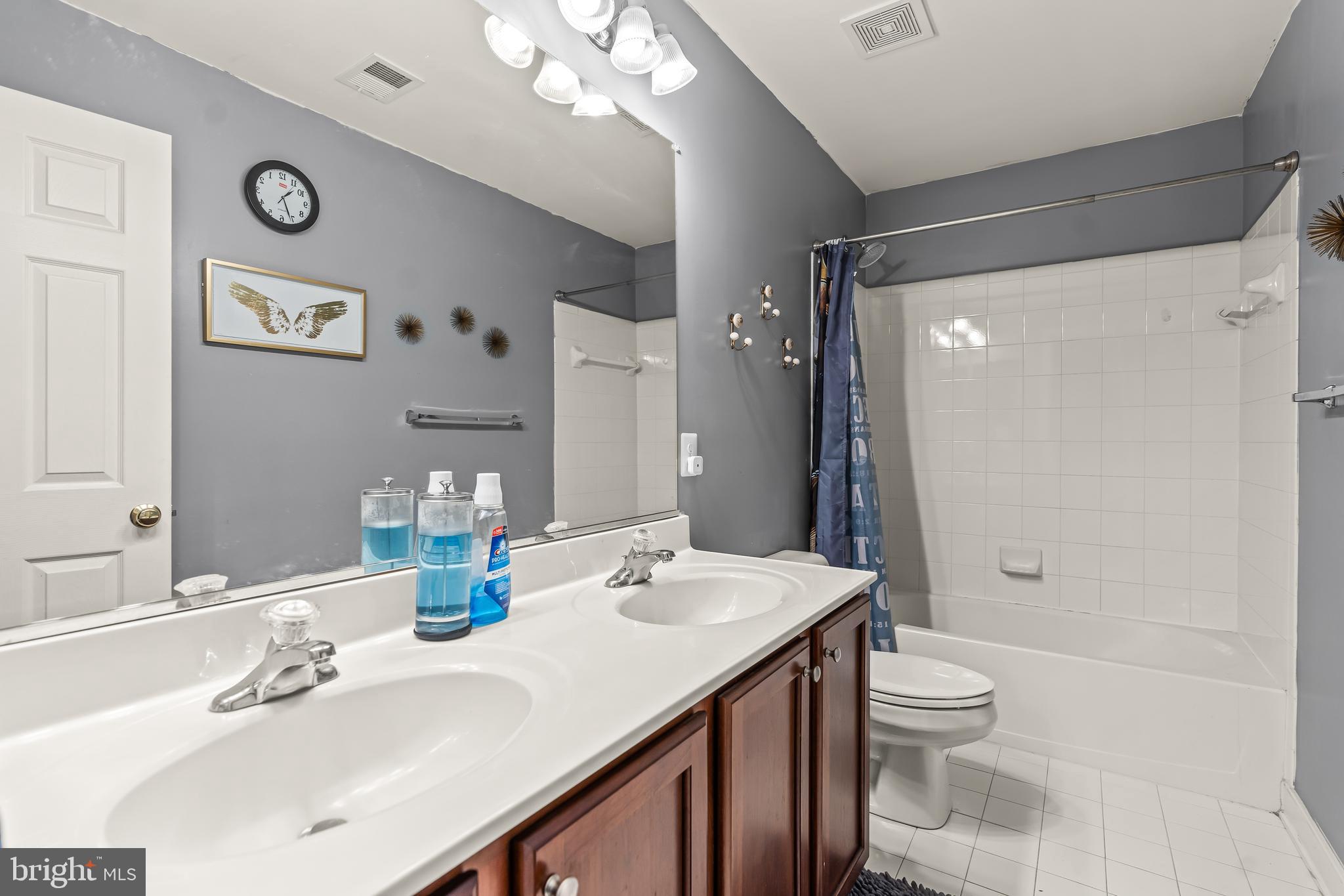 HAGERS CROSSING - Residential