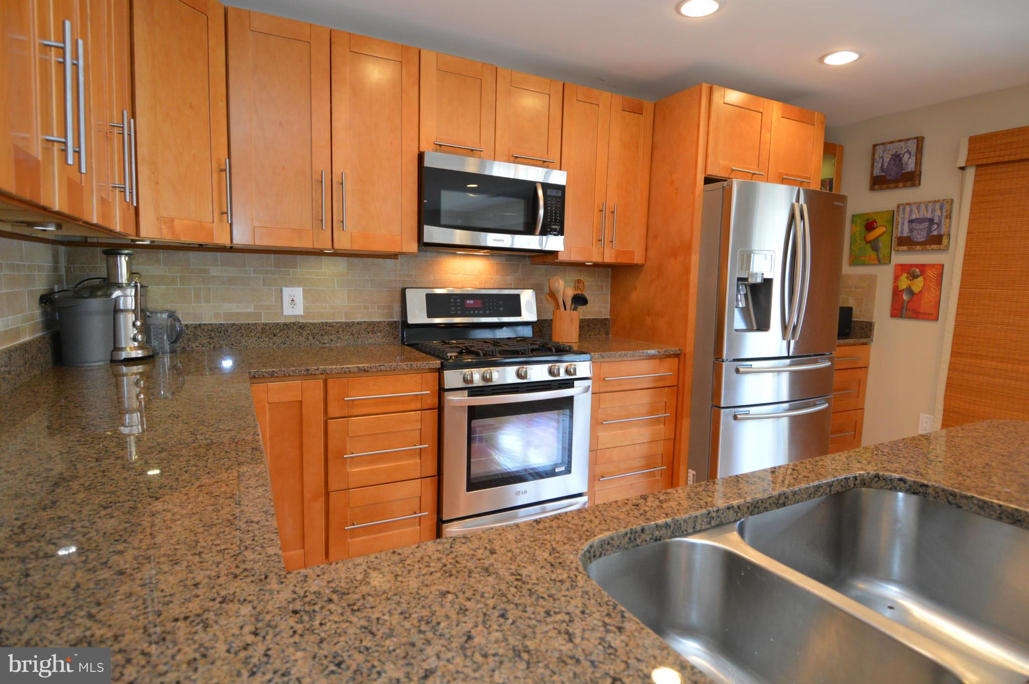 LINCOLN PARK - Residential