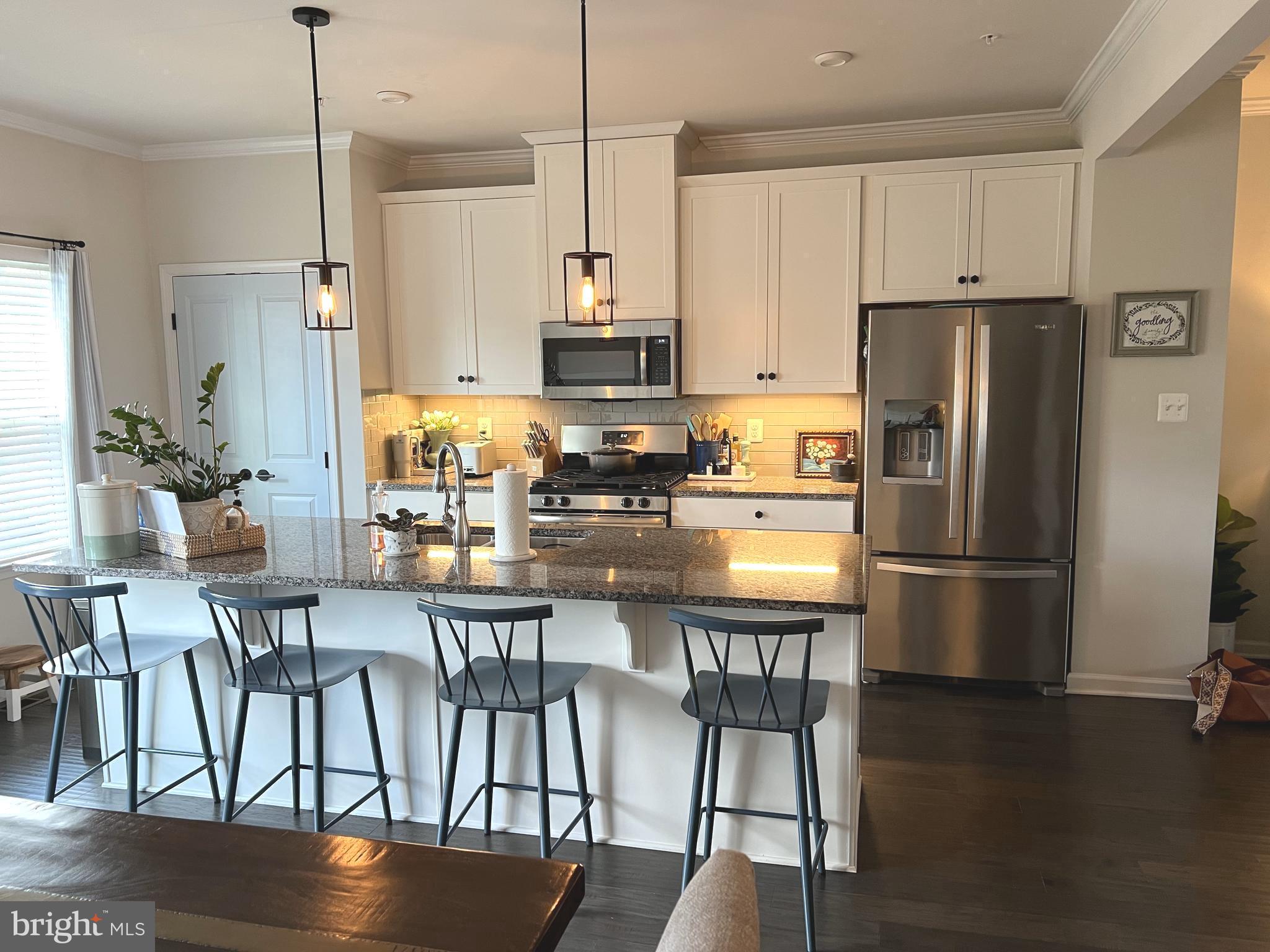 CREEKSIDE VILLAGE AT TANYARD SPRINGS - Residential