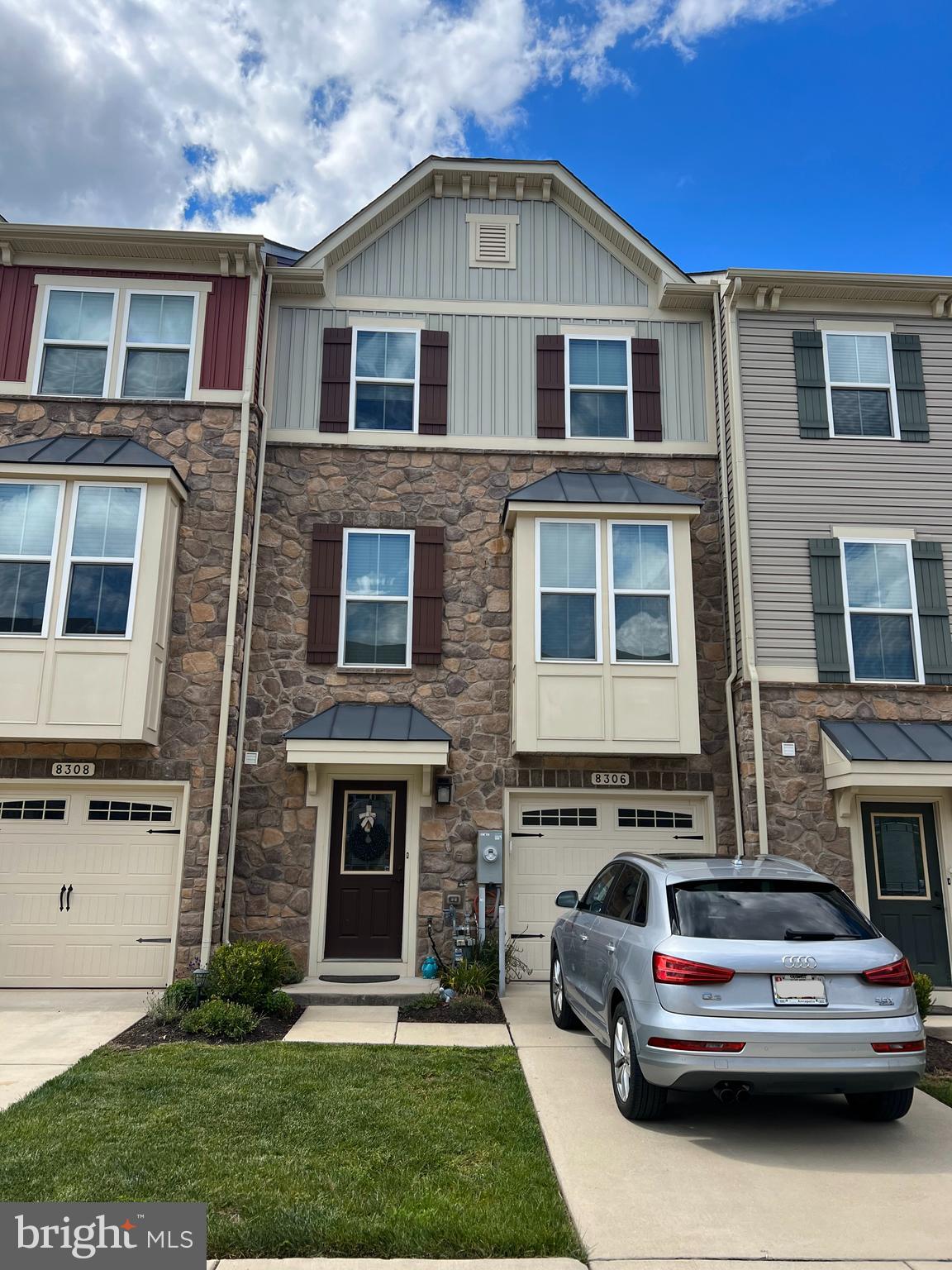 CREEKSIDE VILLAGE AT TANYARD SPRINGS - Residential