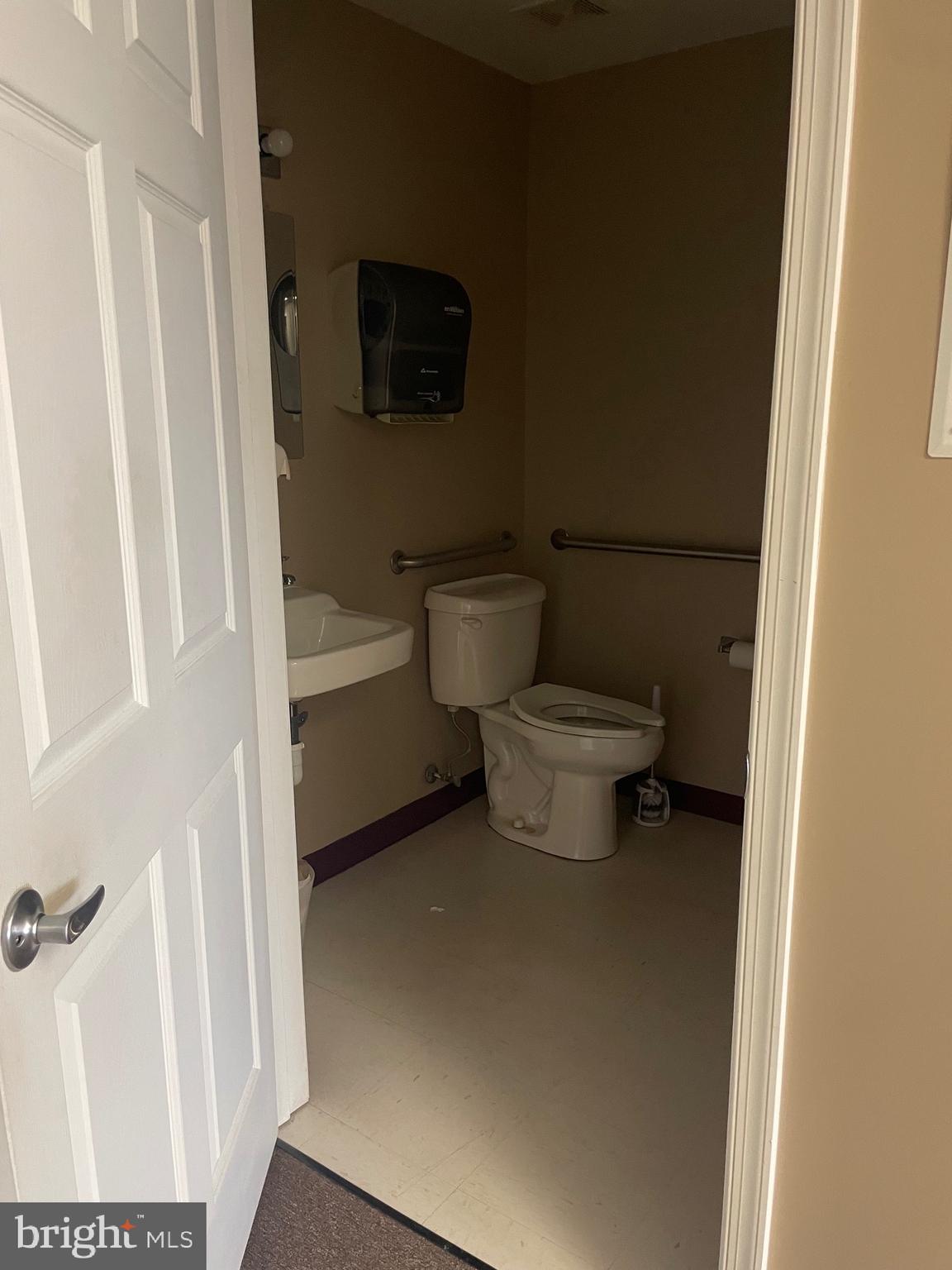 NONE AVAILABLE - Commercial Lease