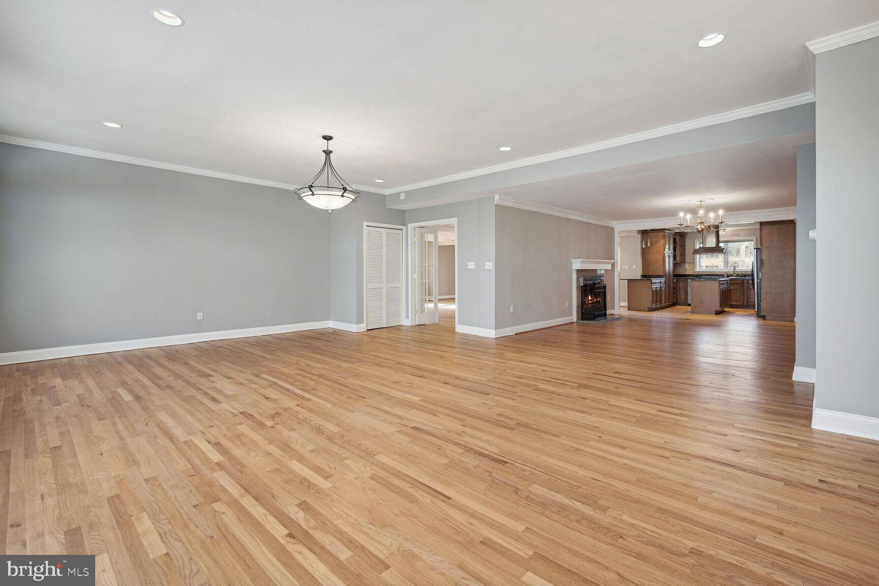 MCAULEY PARK - Residential Lease