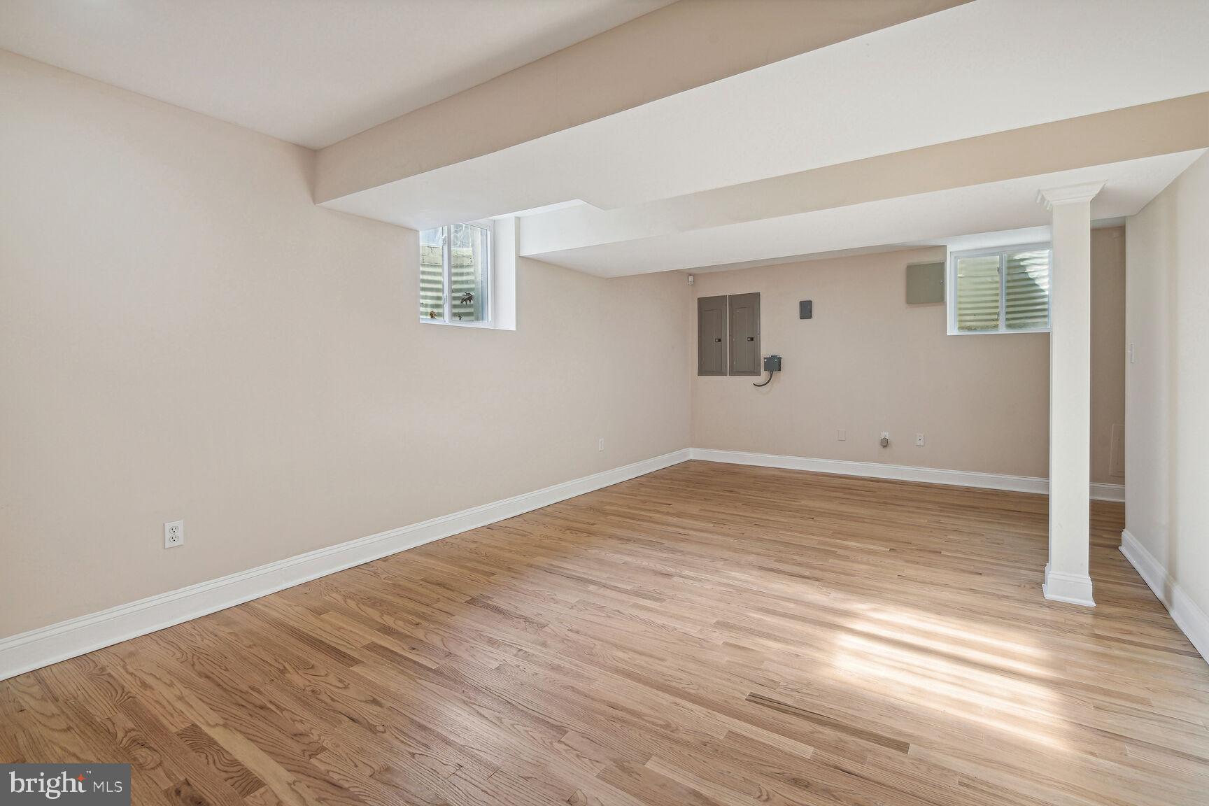 MCAULEY PARK - Residential Lease