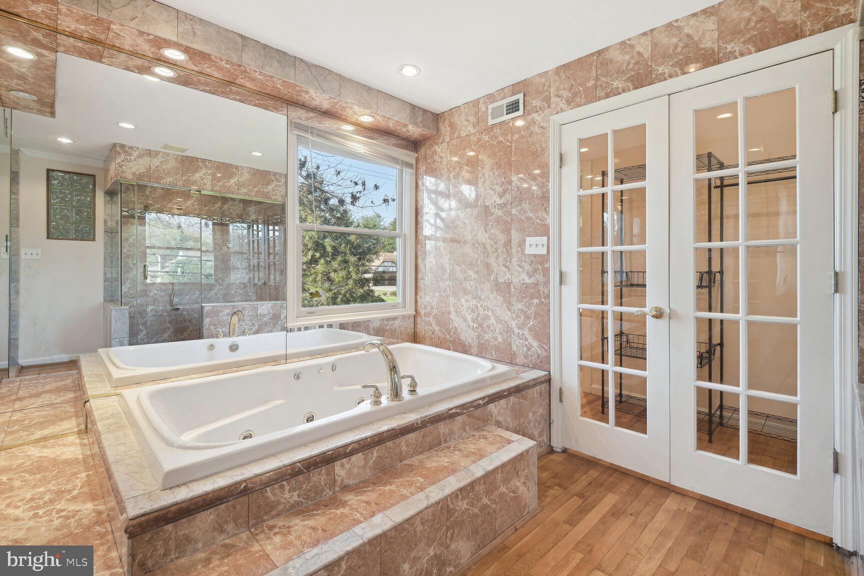 MCAULEY PARK - Residential Lease