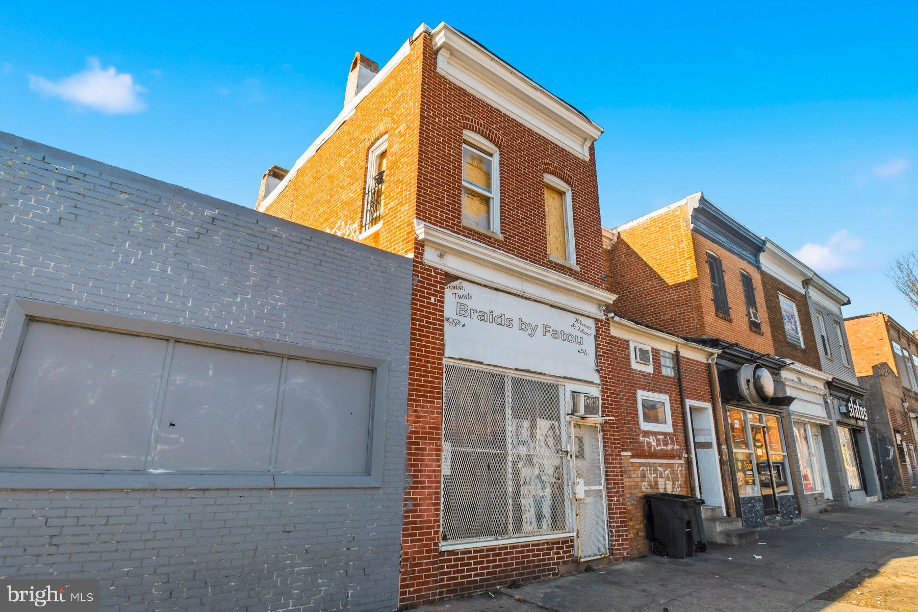 2420 GREENMOUNT AVENUE