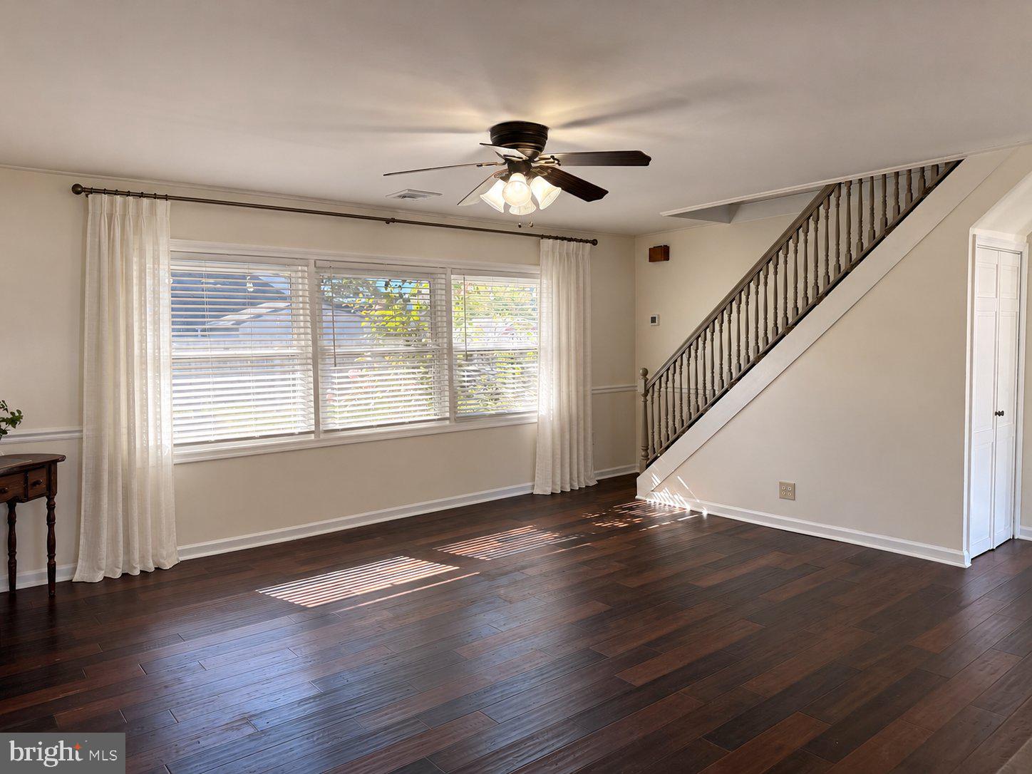 55 AUTUMN LANE