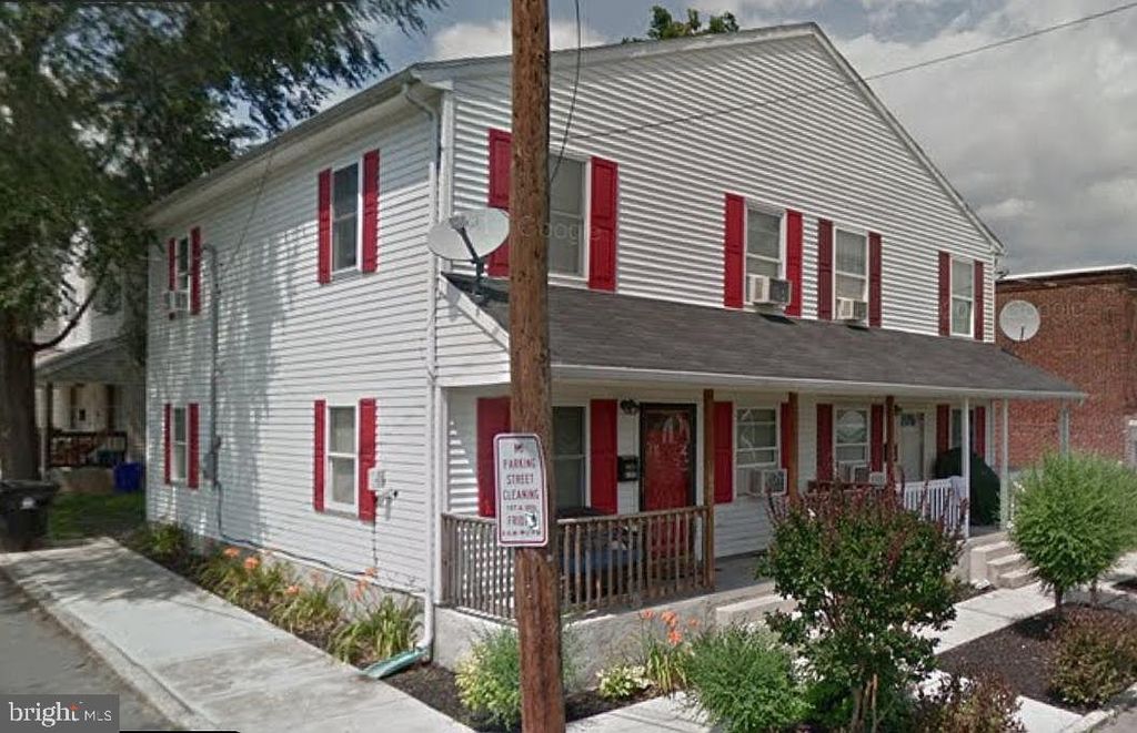 Photo of 1302 Bailey Street, HARRISBURG, PA 17103 (MLS # PADA2051714)