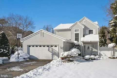 41 Sweet Gum Road, Howell, NJ MLS: NJMM2004274