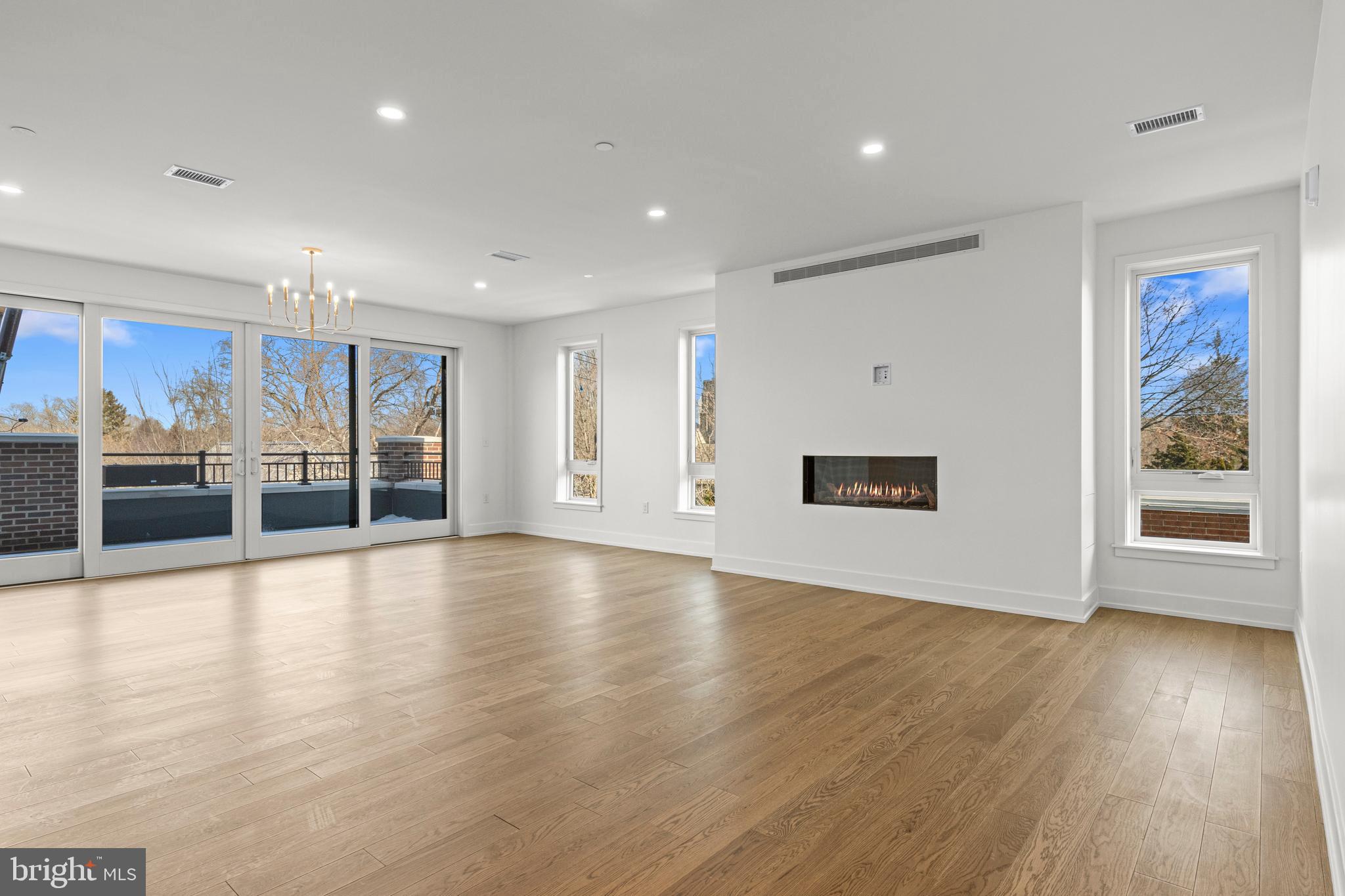 110 PARK AVENUE 320