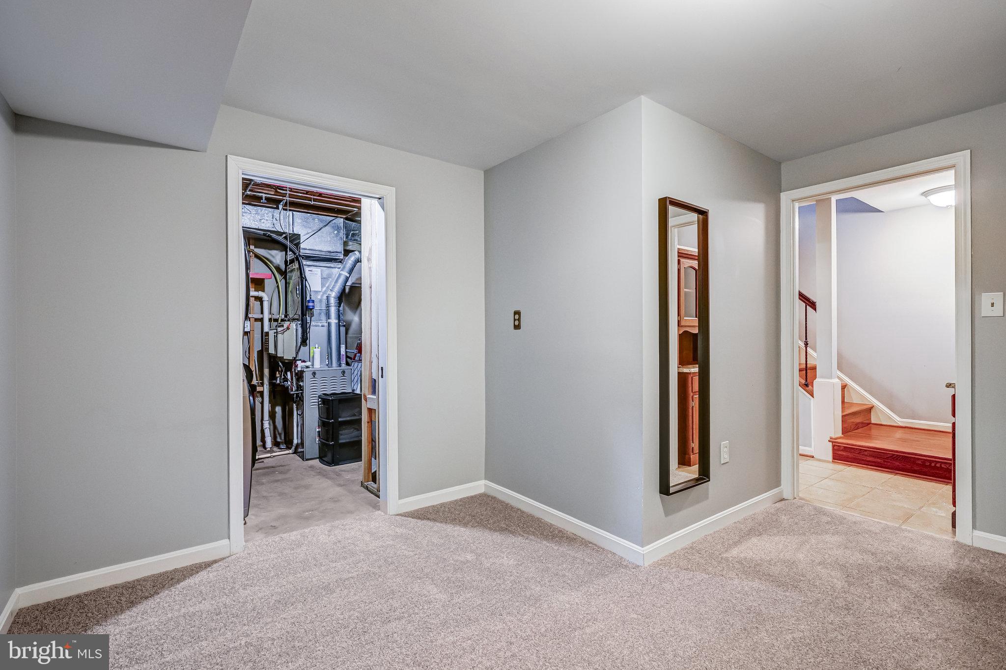 SOMERSET AT SOUTH RUN - Residential Lease