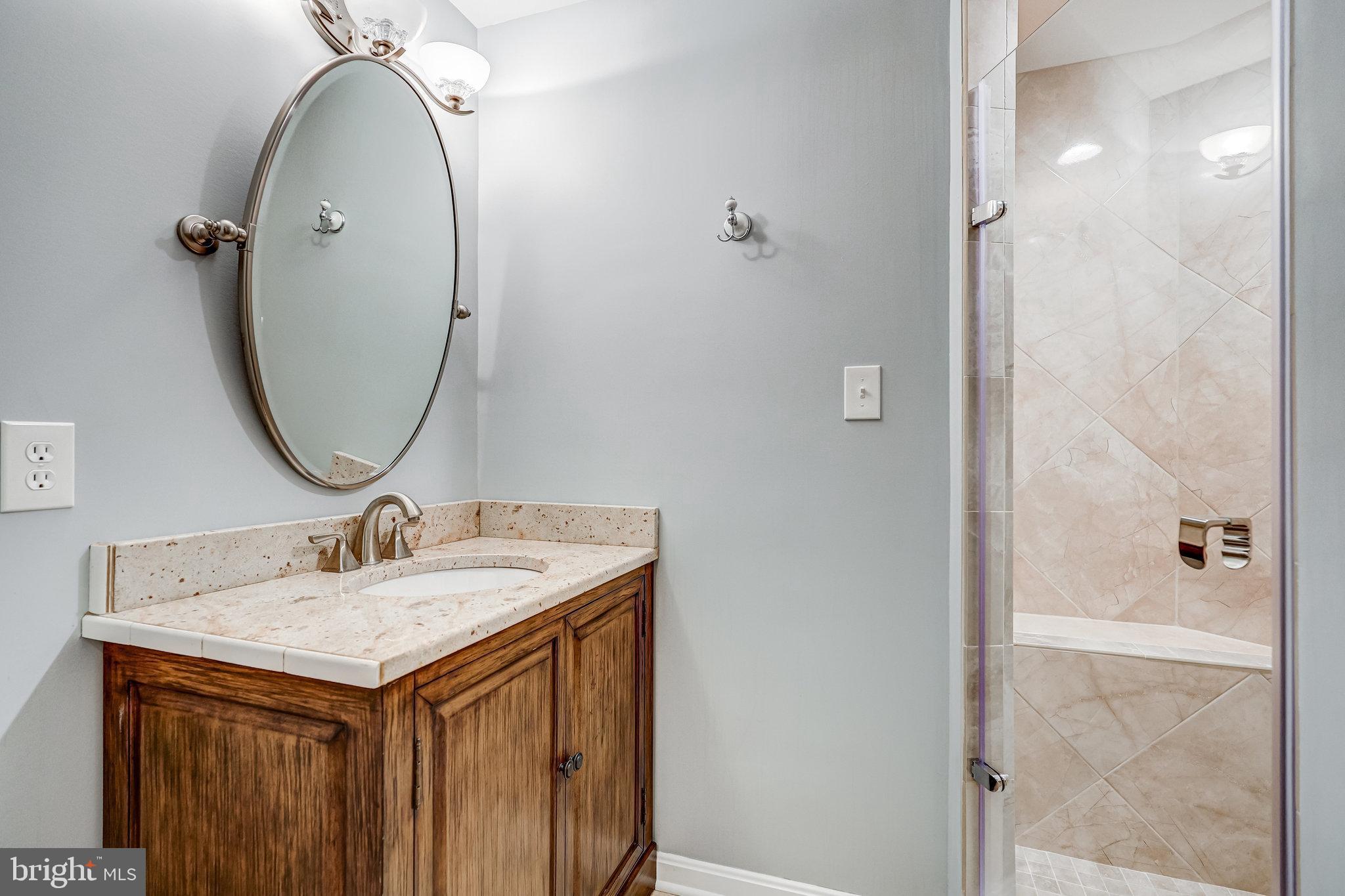 SOMERSET AT SOUTH RUN - Residential Lease