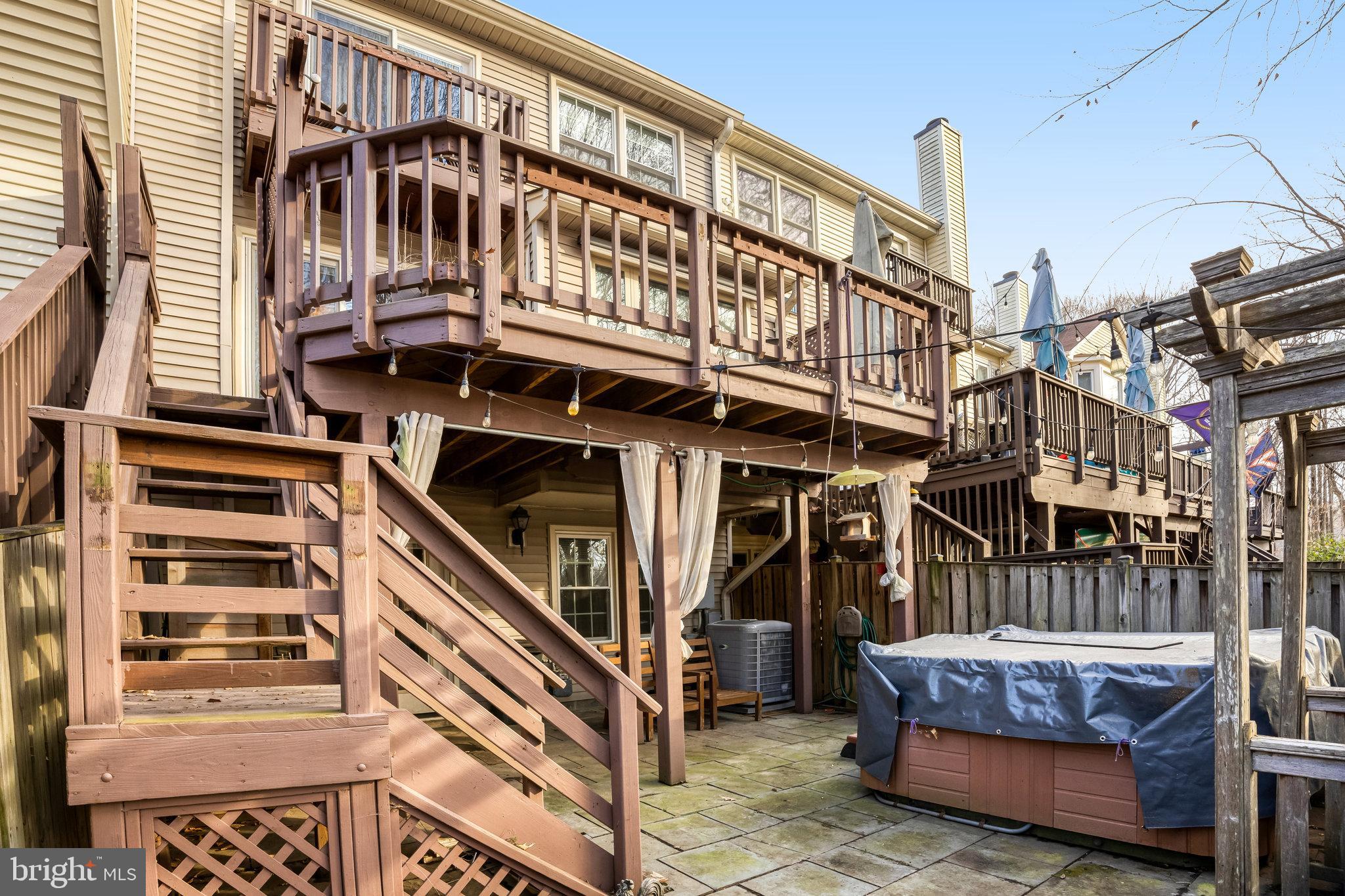 SOMERSET AT SOUTH RUN - Residential Lease