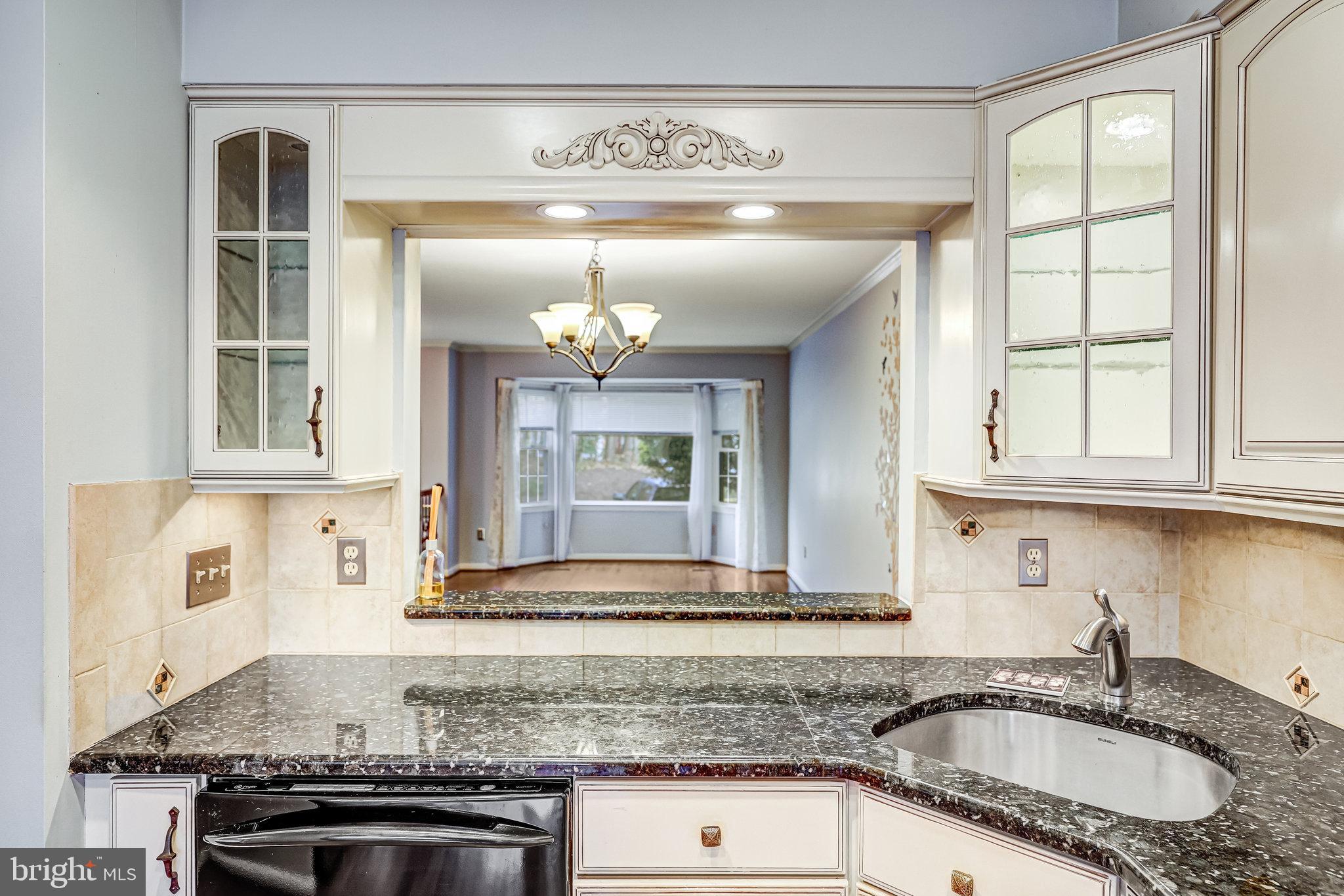 SOMERSET AT SOUTH RUN - Residential Lease