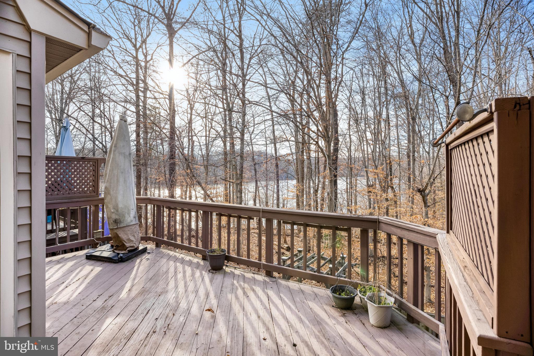 SOMERSET AT SOUTH RUN - Residential Lease