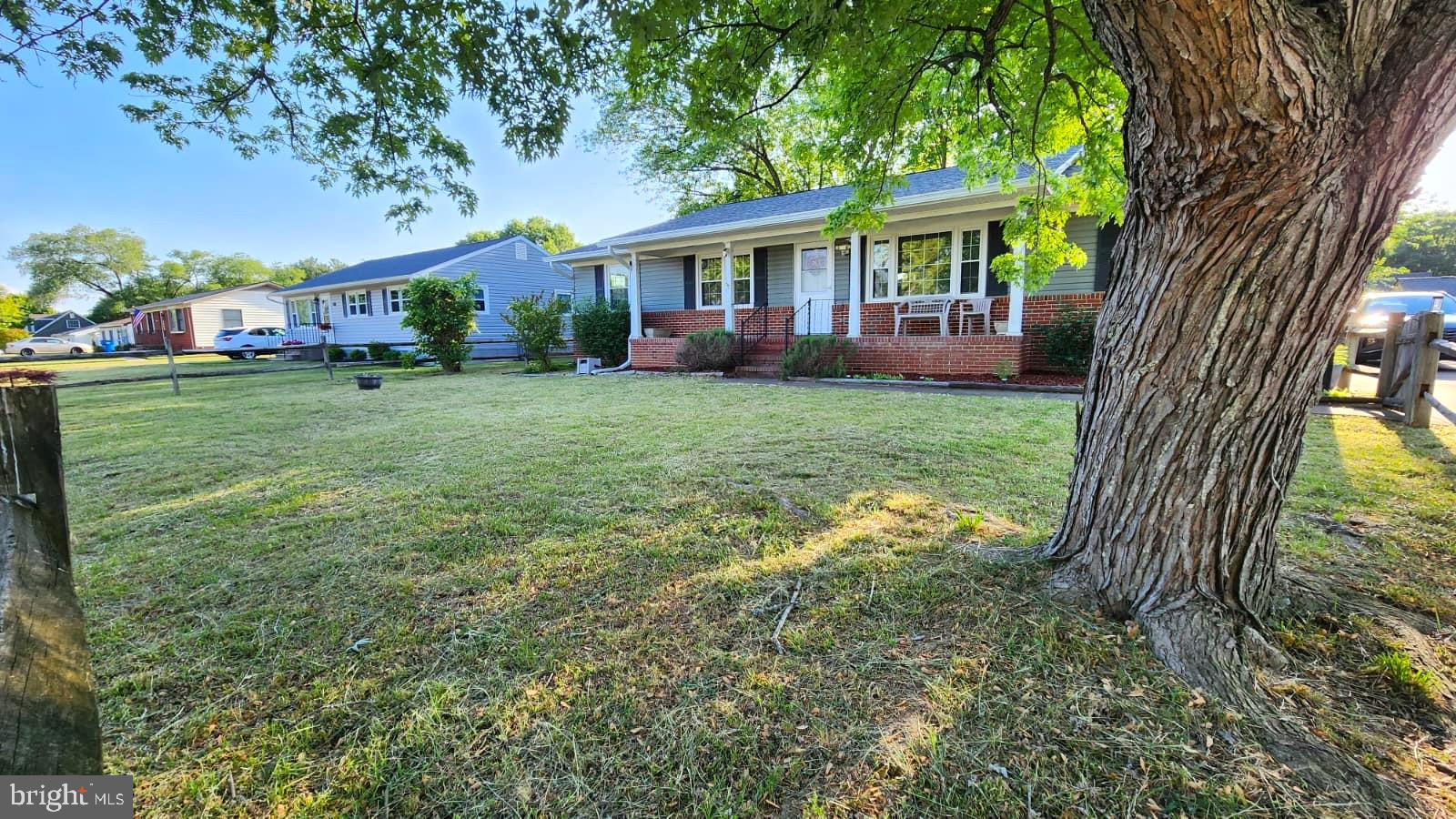 913 EASTERN VIEW DRIVE
