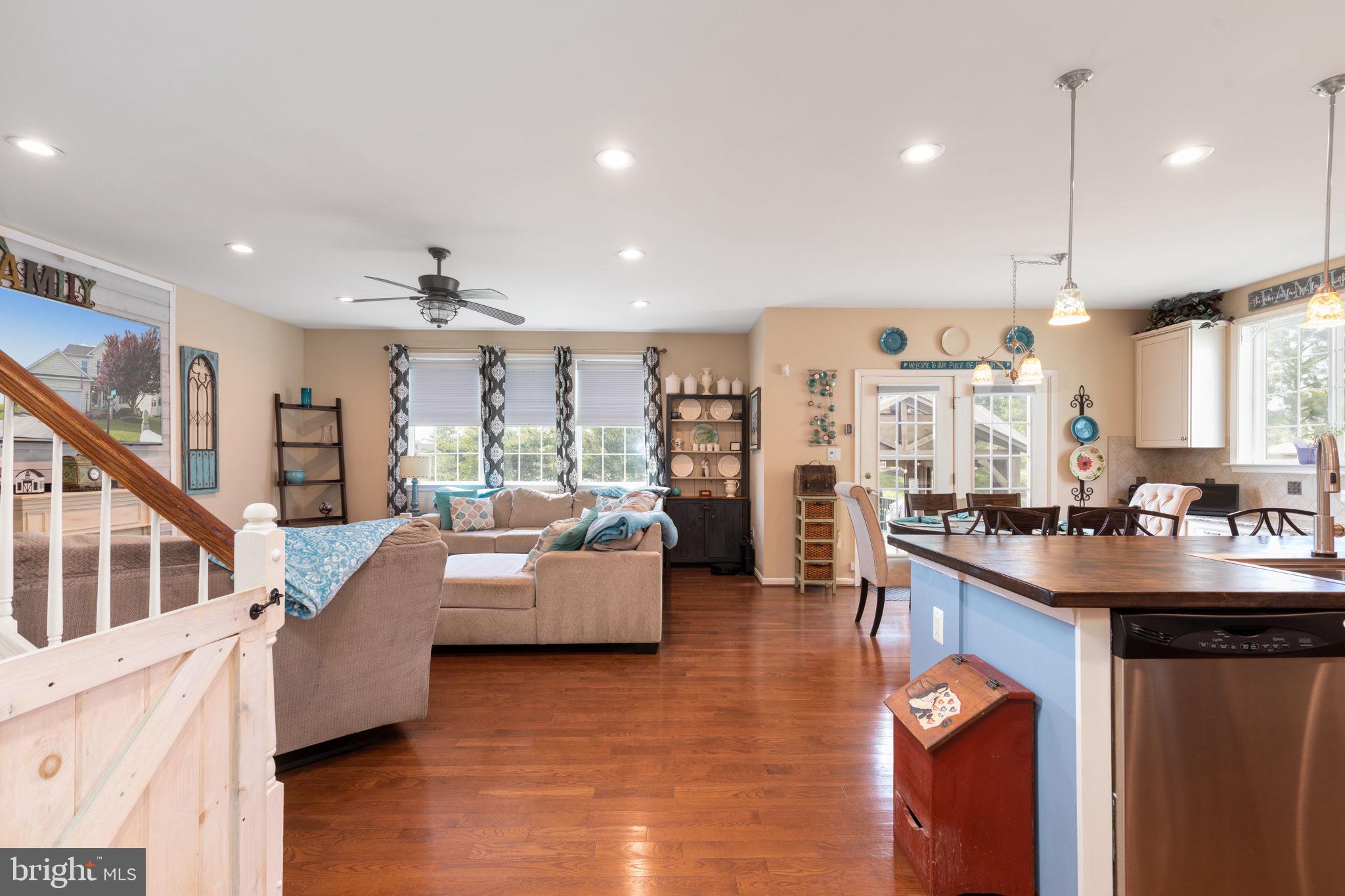 MEADOWS AT MORRIS FARM - Residential