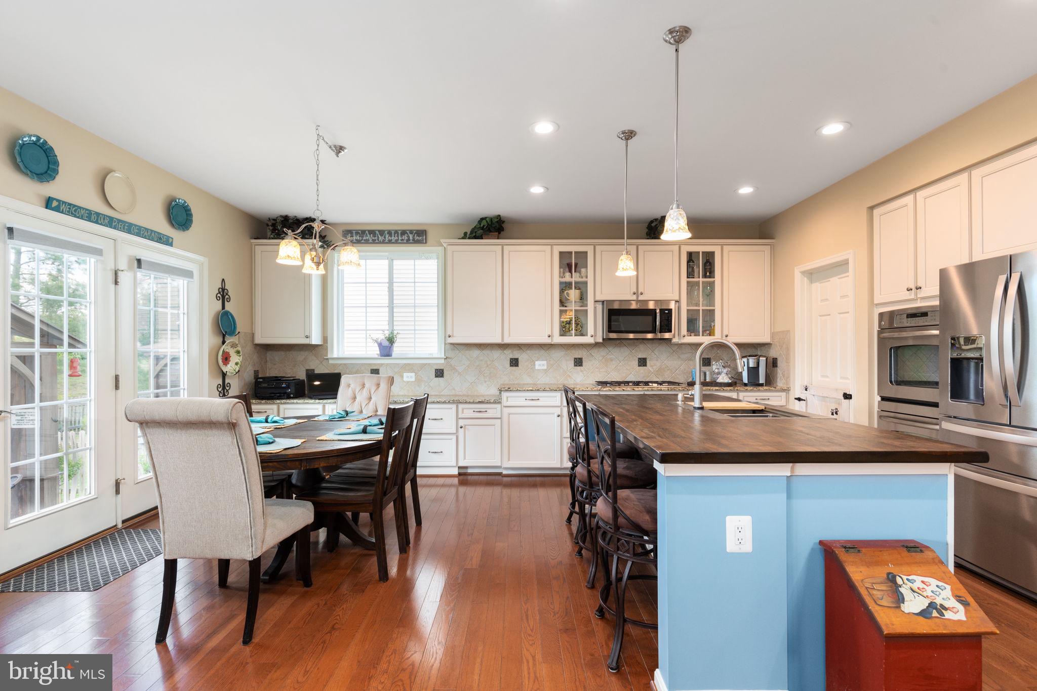 MEADOWS AT MORRIS FARM - Residential