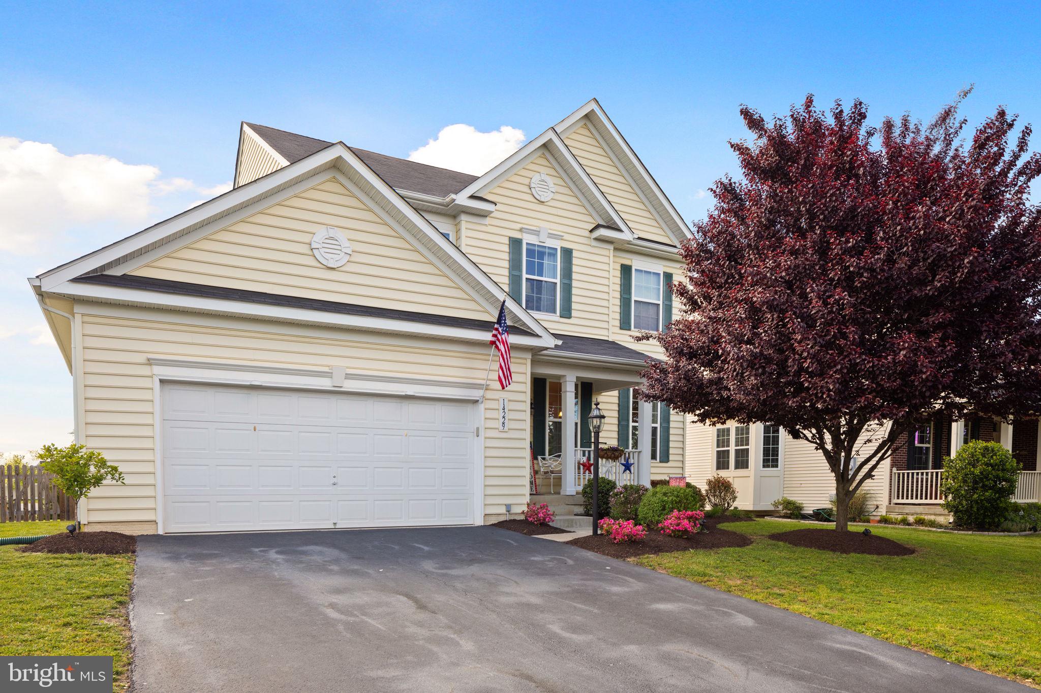 MEADOWS AT MORRIS FARM - Residential