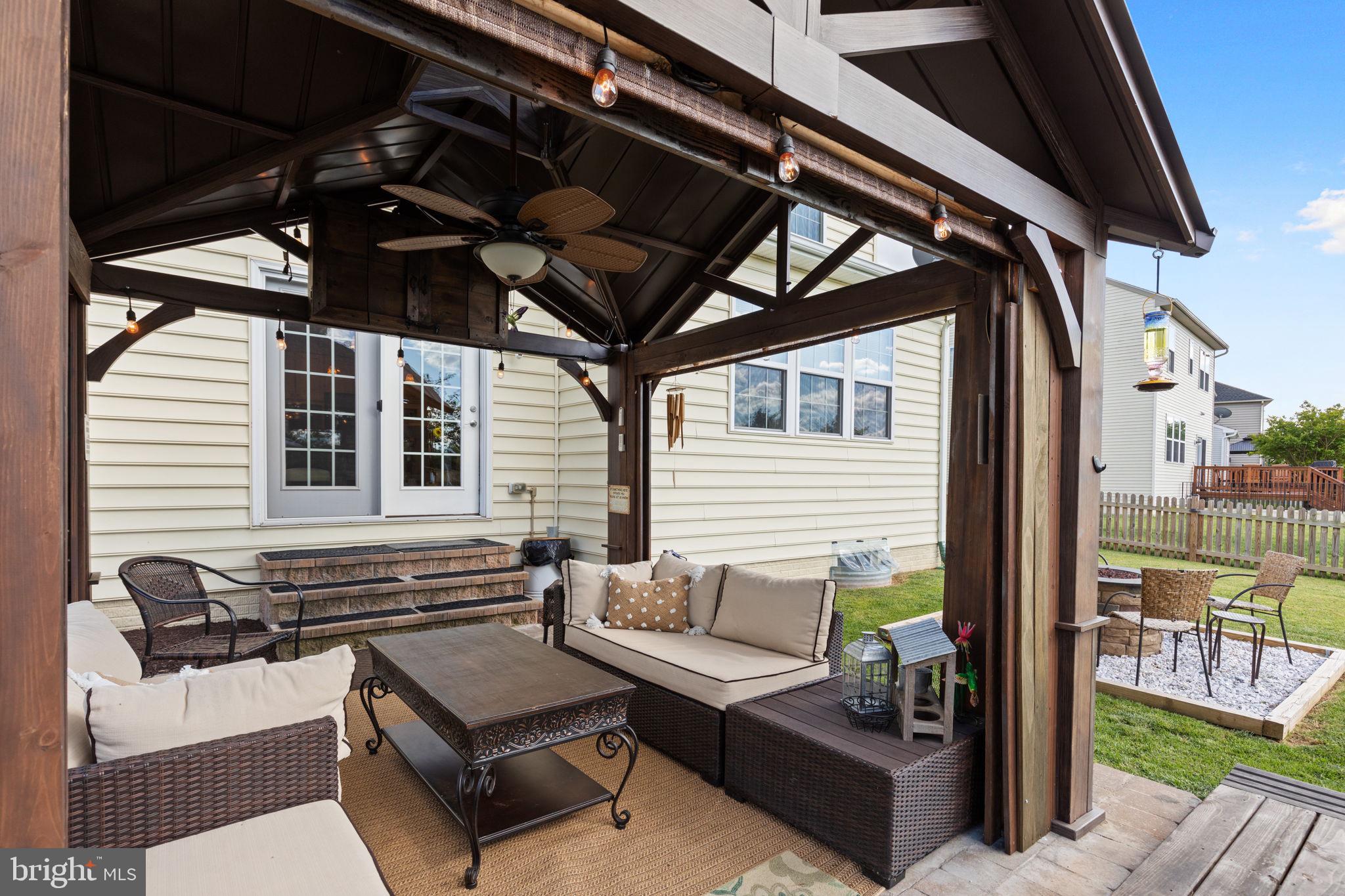 MEADOWS AT MORRIS FARM - Residential