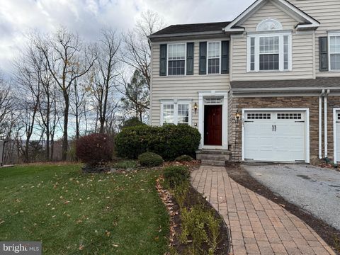 287 TALL TREES CIRCLE DOWNINGTOWN PA 19335