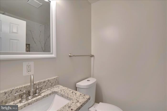 APPLEWALK CONDO - Residential