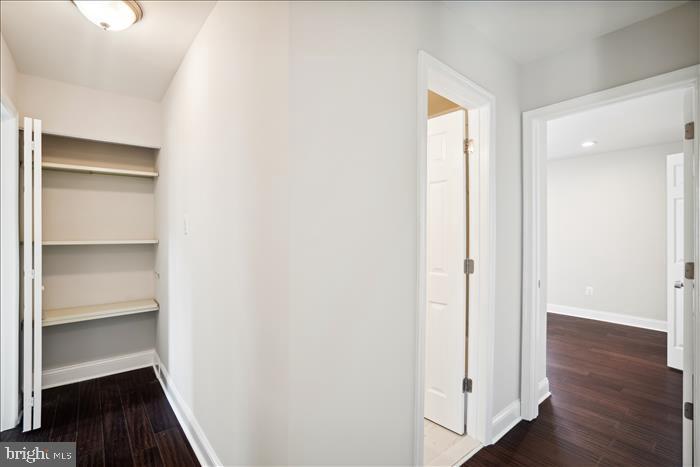 APPLEWALK CONDO - Residential