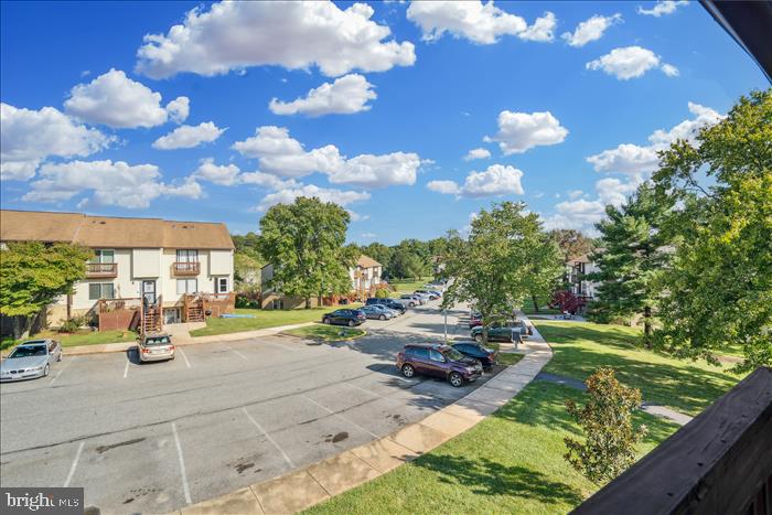 APPLEWALK CONDO - Residential