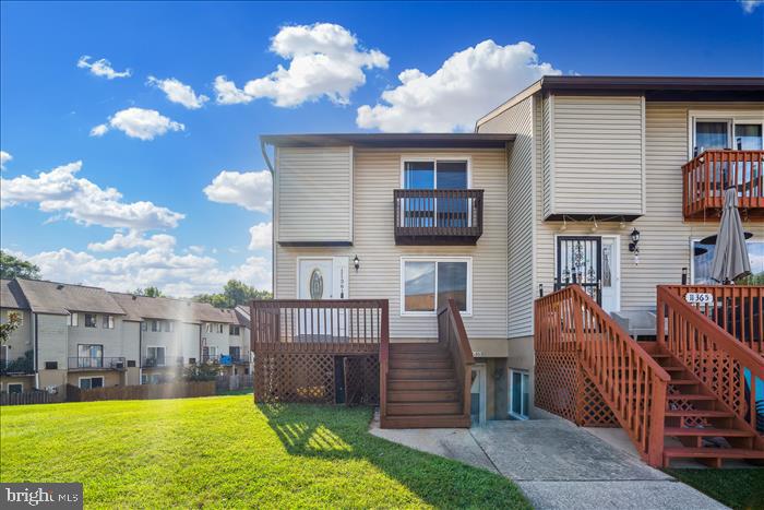 APPLEWALK CONDO - Residential