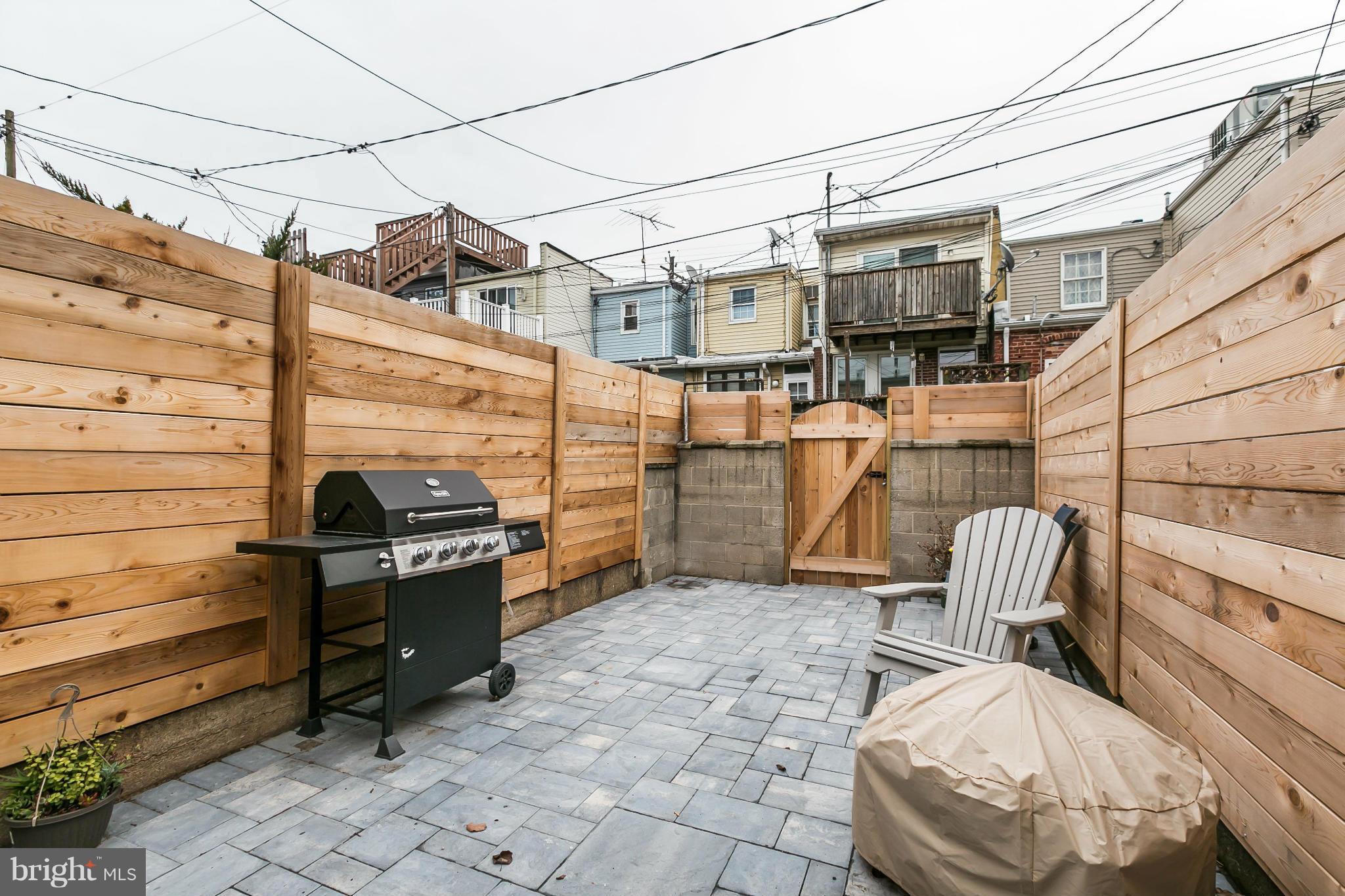 LOCUST POINT - Residential Lease