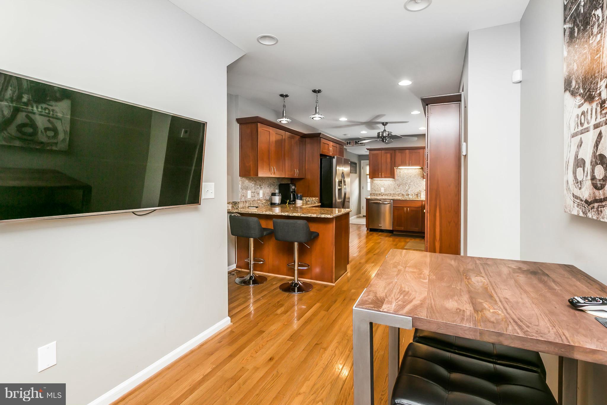 LOCUST POINT - Residential Lease